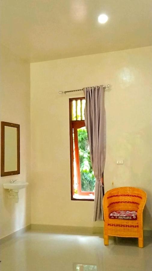 Raja Guest House - Jungle Trekking & Tours Bukit Lawang Sumatra Eksteriør billede